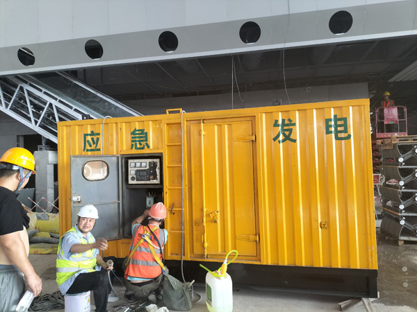 洞头怎样判断空气滤清器是否需要更换？